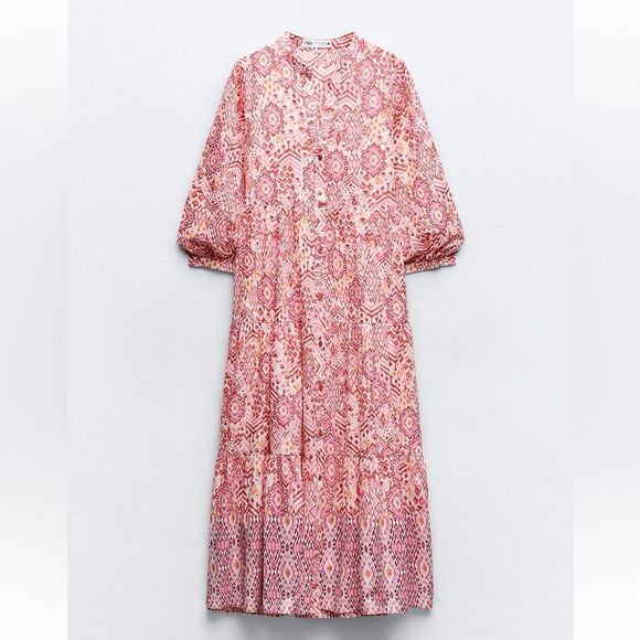 - Zara
PRINTED TIERED DRESS - Picture 6 of 9